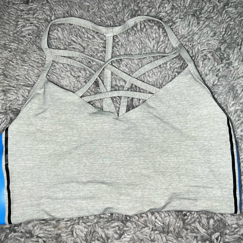 Sports bra